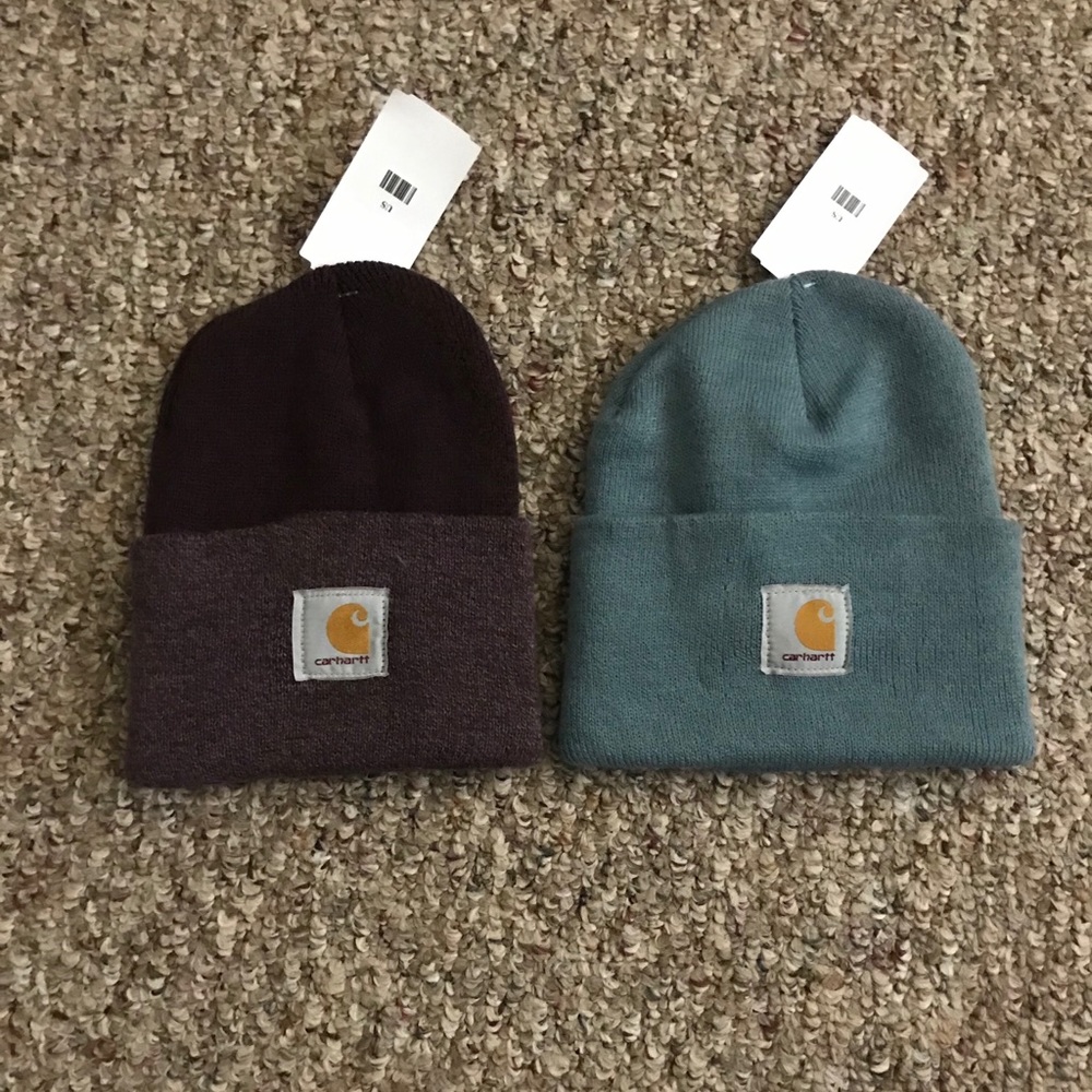 💎SOLD💎 Carhartt beanies bundle